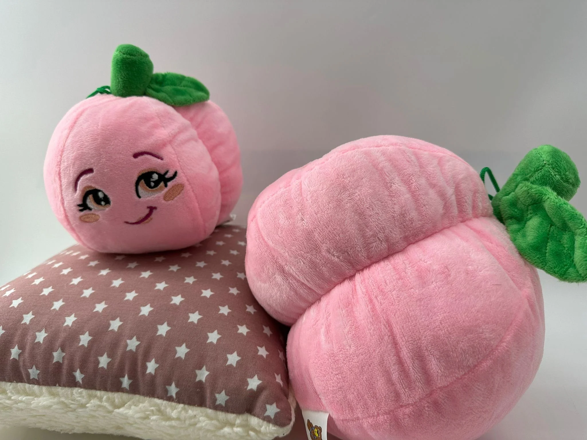 SOMA Boba Pfirsich Kuscheltier Plüschtier 20 cm Kaufladenzubehör