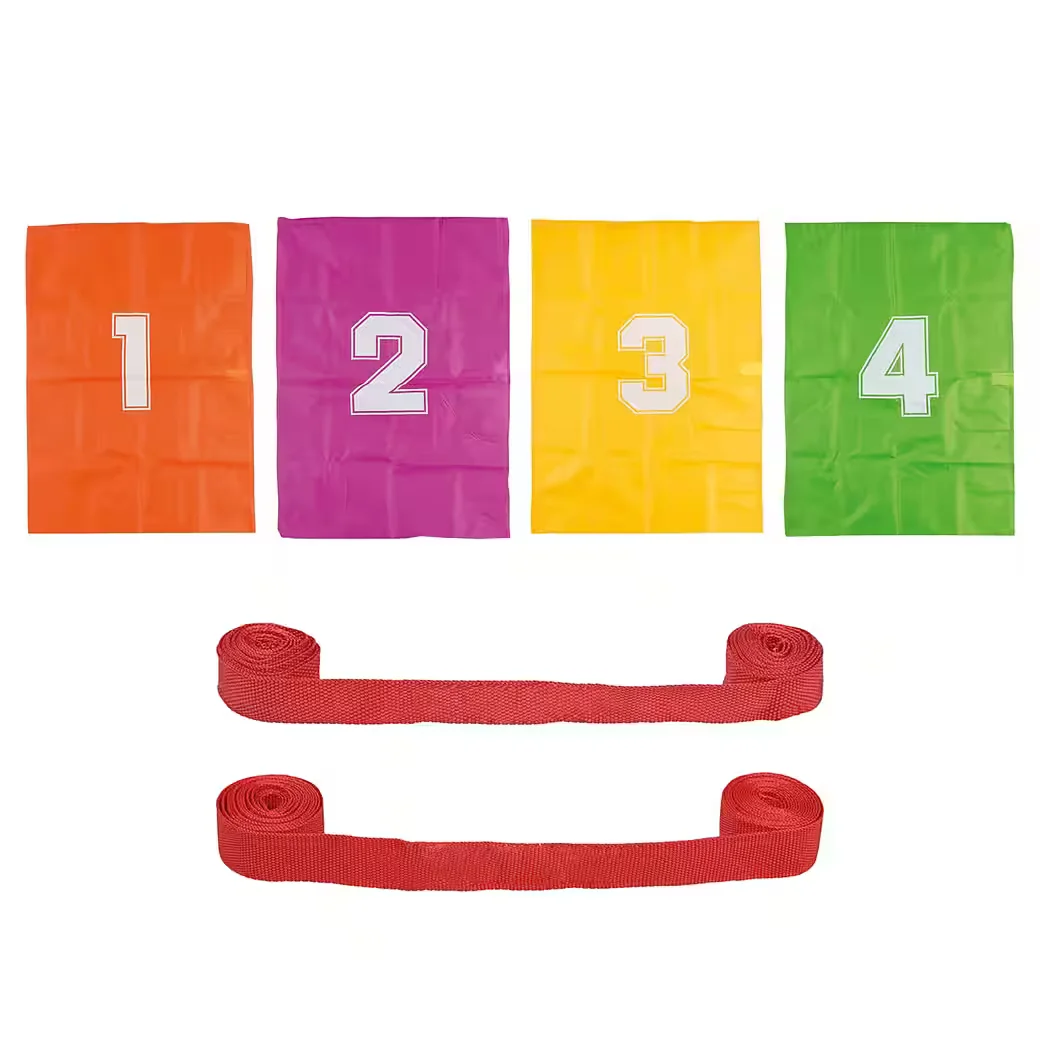 IDENA Hüpfsäcke Spielset 7408881 4 Stück inklusive Band