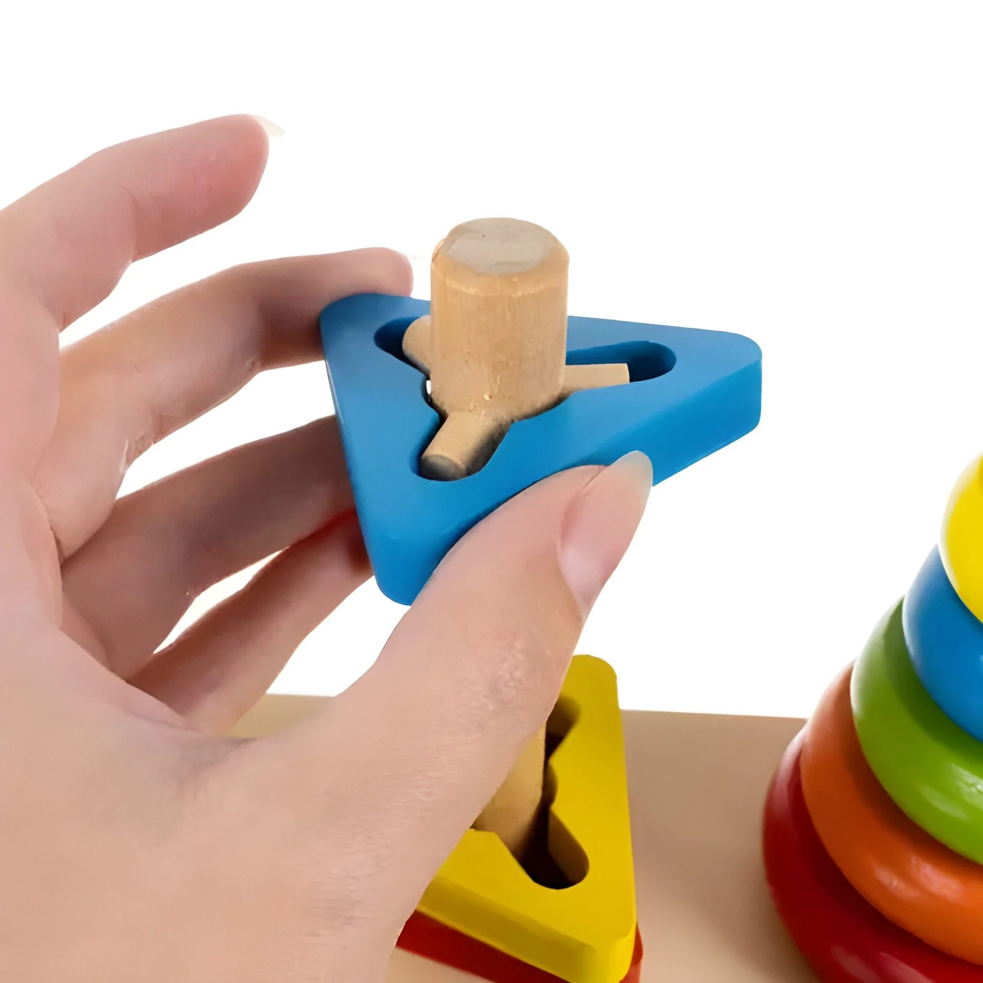 Kruzzel Holzspielzeug Stapel- und Sortierspielzeug mit Formen