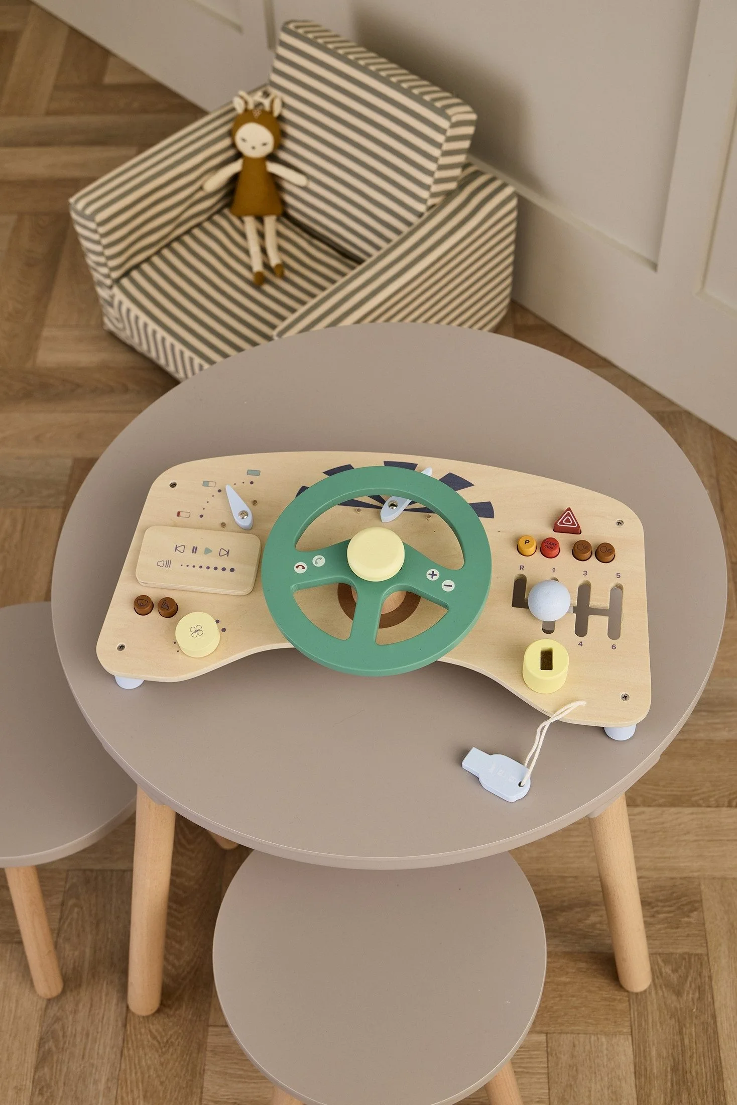 Kids Concept Motorikbrett Auto Aiden Aktivitätsspiel ab 12 Monaten