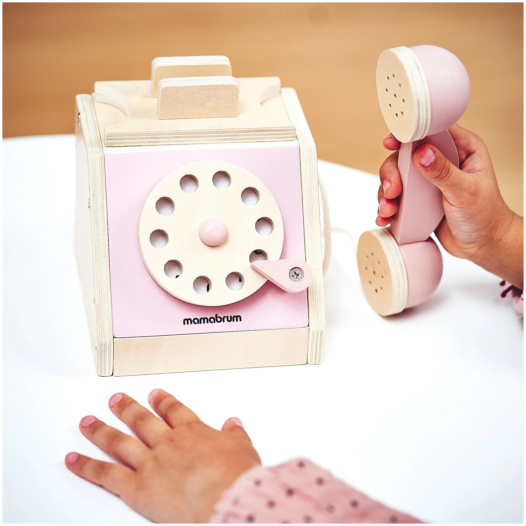 MAMABRUM Retro Holztelefon für Kinder mit Wählscheibe pastellrosa